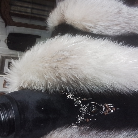 Custom Abrahamsons Mink And Fox Coat Not Off the Rack - Picture 14 of 15